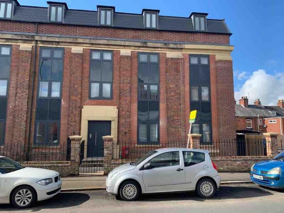 شقة Newly Built 2 Bed Flat In The Heart Of لييك المظهر الخارجي الصورة